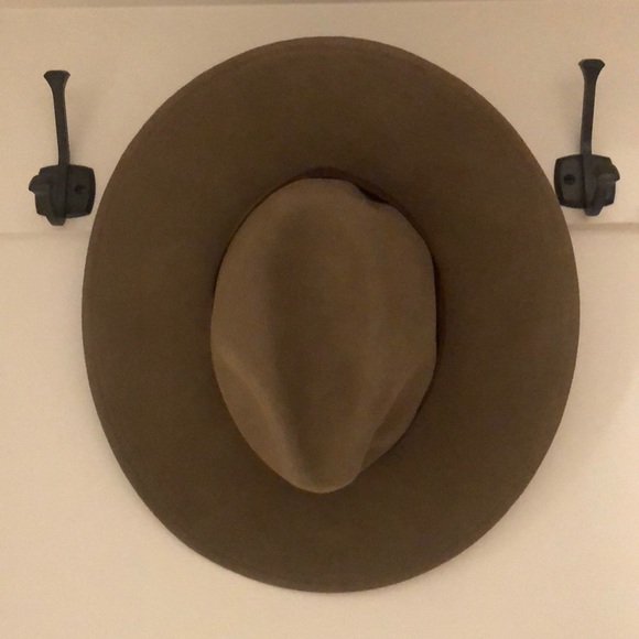 NWT! Free People Beaumont Suede Felt Band Hat OS